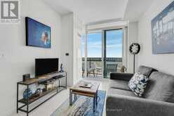 5009 - 8 EGLINTON AVENUE E | Toronto Ontario | Slide Image Nine