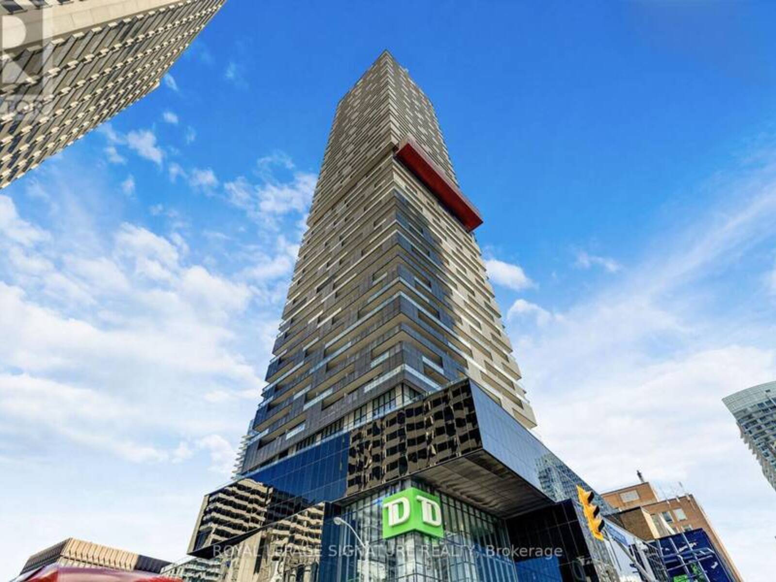 5009 - 8 EGLINTON AVENUE E, Toronto, Ontario M4P 0C1