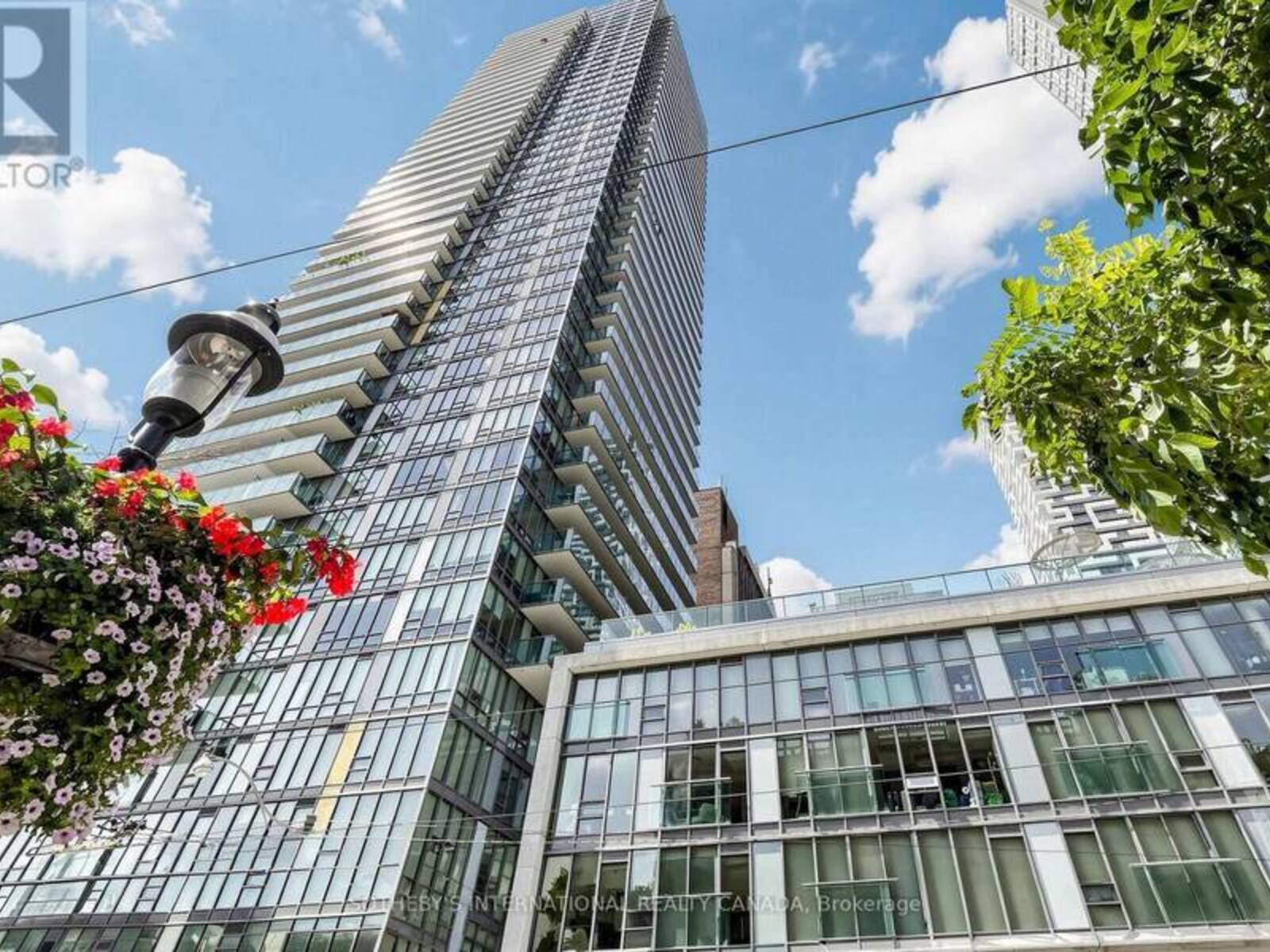 1606 - 33 LOMBARD STREET, Toronto, Ontario M5C 3H8