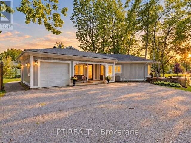 204 THE QUEENSWAY S Georgina Ontario, L4P 2A6 - 4 Bedrooms Waterfront Home For sale