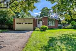 130 SOLINGATE DRIVE | Oakville Ontario | Slide Image Thirteen