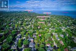 130 SOLINGATE DRIVE | Oakville Ontario | Slide Image Four