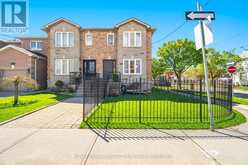 189 AILEEN AVENUE | Toronto Ontario | Slide Image Three