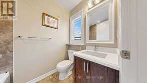 60 OAK AVENUE | Richmond Hill Ontario | Slide Image Thirty-two
