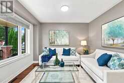 99 GLASGOW CRESCENT | Georgina Ontario | Slide Image Fifteen