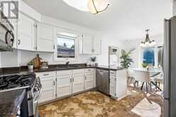 72 MUNRO CRESCENT | Markham Ontario | Slide Image Ten
