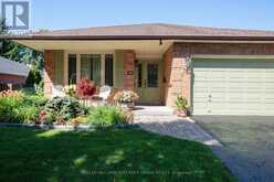 72 MUNRO CRESCENT | Markham Ontario | Slide Image One
