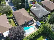72 MUNRO CRESCENT | Markham Ontario | Slide Image Thirty-nine