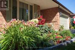 72 MUNRO CRESCENT | Markham Ontario | Slide Image Forty-one
