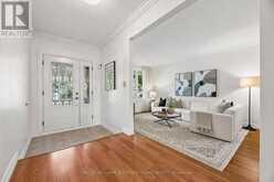 72 MUNRO CRESCENT | Markham Ontario | Slide Image Four