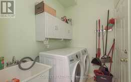 3045 FERGUSON DRIVE | Burlington Ontario | Slide Image Twenty-nine