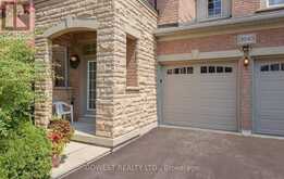 3045 FERGUSON DRIVE | Burlington Ontario | Slide Image Three