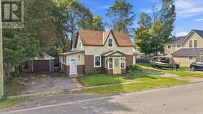 635 FIRST STREET S | Gravenhurst Ontario | Slide Image One