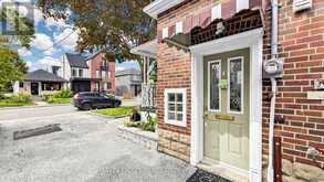 507 ATLAS AVENUE | Toronto Ontario | Slide Image Four