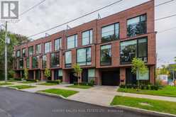 32 EVERGREEN GARDENS | Toronto Ontario | Slide Image One