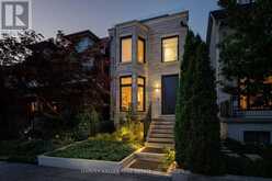 22 FOXLEY STREET | Toronto Ontario | Slide Image Two