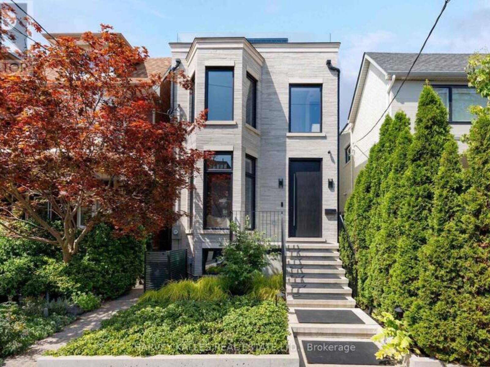 22 FOXLEY STREET, Toronto, Ontario M6J 1R1