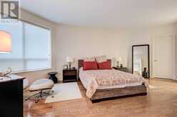 708 - 99 AVENUE ROAD | Toronto Ontario | Slide Image Seventeen
