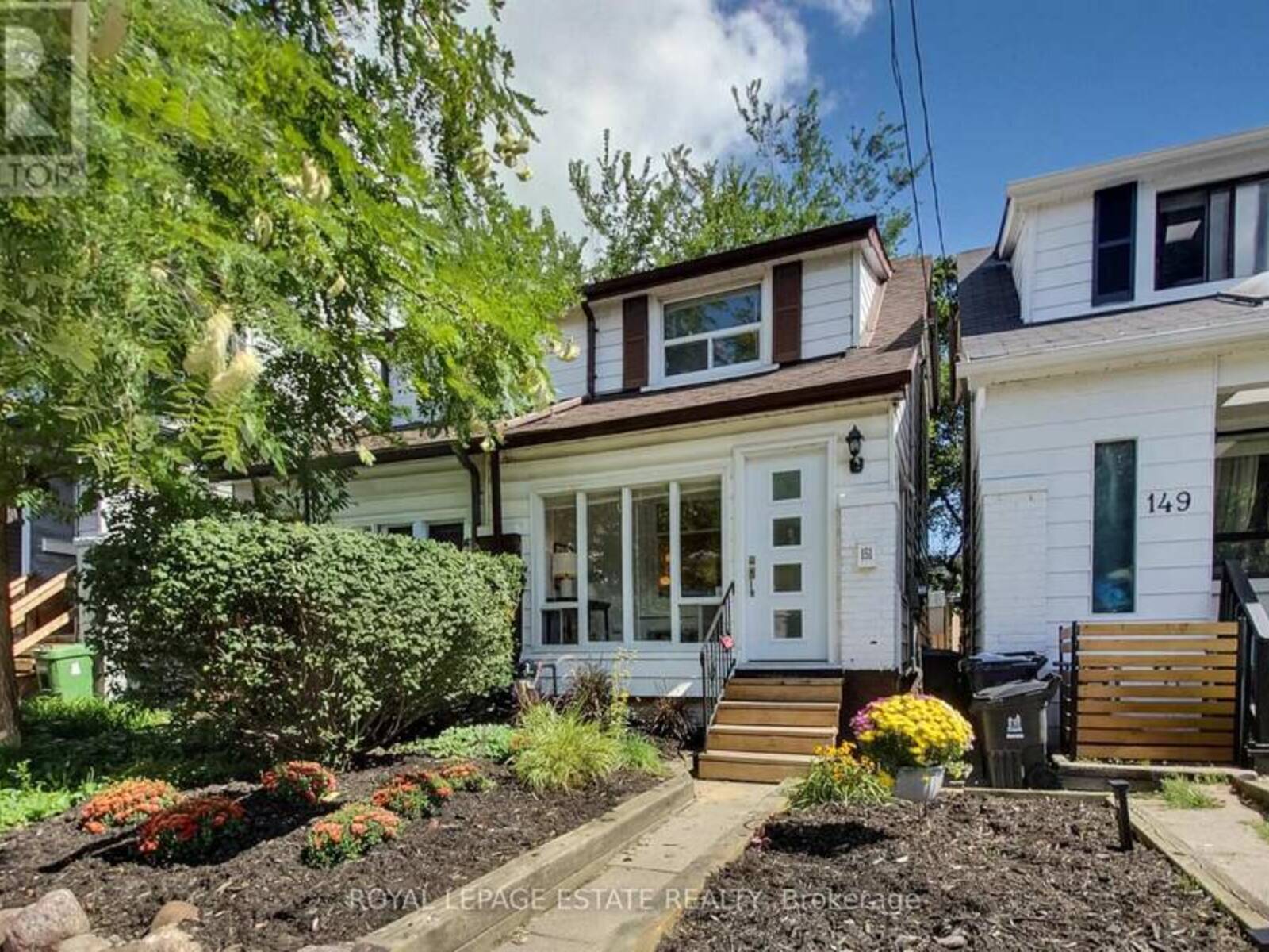 151 DRAYTON AVENUE, Toronto, Ontario M4C 3M1