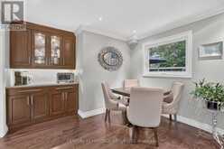 28 INNIS CRESCENT | Richmond Hill Ontario | Slide Image Nineteen