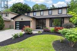 28 INNIS CRESCENT | Richmond Hill Ontario | Slide Image One