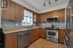 34 KNOX DRIVE | Elmvale Ontario | Slide Image Three