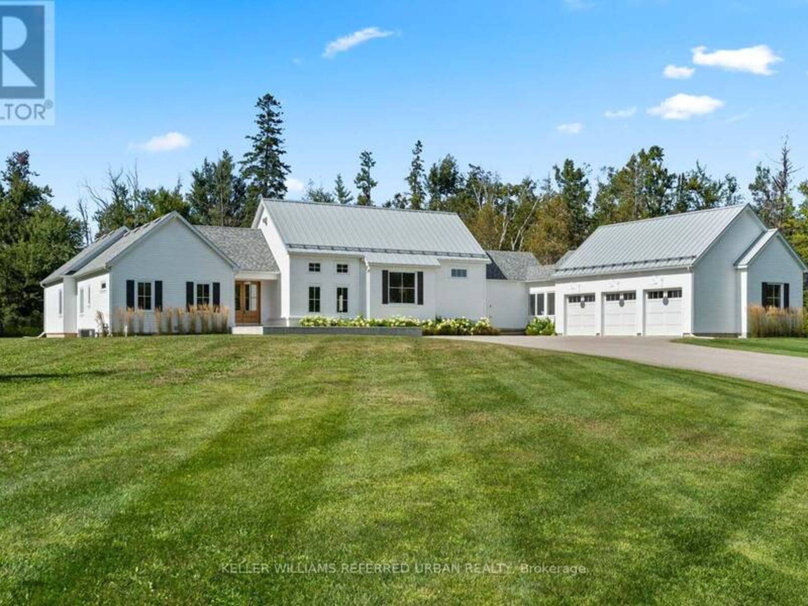 24 WINDFIELD DRIVE W, Oro-Medonte, Ontario L0L 2L0