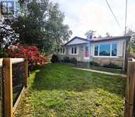 4 KAREN CRESCENT | Orillia Ontario | Slide Image One
