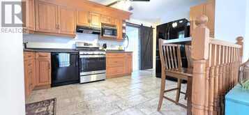 4 KAREN CRESCENT | Orillia Ontario | Slide Image Eight