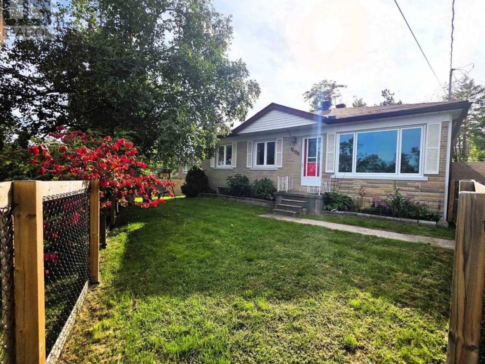 4 KAREN CRESCENT, Orillia, Ontario L3V 3H1