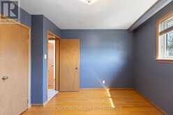 25 APTED AVENUE | Toronto Ontario | Slide Image Twelve