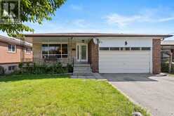 25 APTED AVENUE | Toronto Ontario | Slide Image One