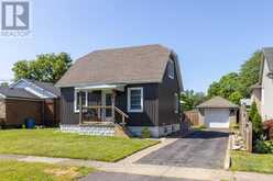 7992 PETER STREET | Niagara Falls Ontario | Slide Image Two