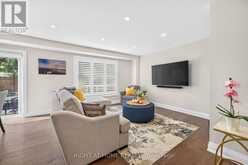 12 FIDDLEHEAD CRESCENT | Hamilton Ontario | Slide Image Thirteen
