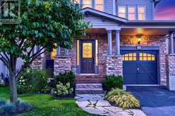 12 FIDDLEHEAD CRESCENT | Hamilton Ontario | Slide Image Fifty