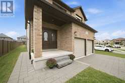 7 MORRIS STREET | Paris Ontario | Slide Image Six