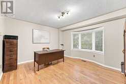380 ALEX DONER DRIVE | Newmarket Ontario | Slide Image Eleven