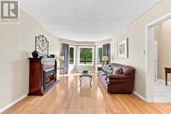 380 ALEX DONER DRIVE | Newmarket Ontario | Slide Image Seven