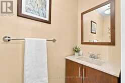 380 ALEX DONER DRIVE | Newmarket Ontario | Slide Image Twenty