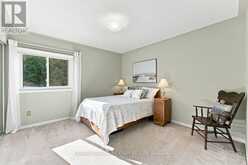 380 ALEX DONER DRIVE | Newmarket Ontario | Slide Image Twenty-six