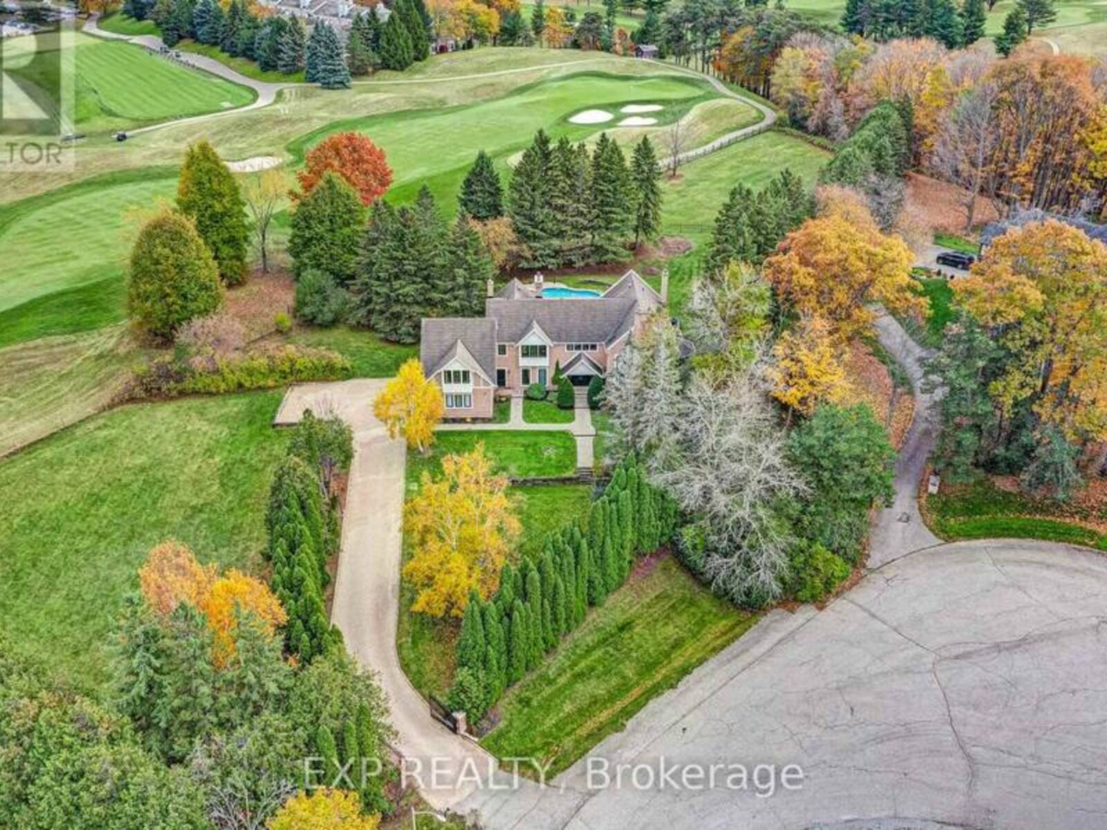 15 JARVIS AVENUE, Aurora, Ontario L4G 6W8