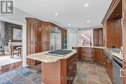 15 JARVIS AVENUE | Aurora Ontario | Slide Image Nine