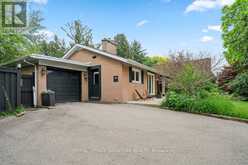11 YEWFIELD CRESCENT | Toronto Ontario | Slide Image Thirty-five