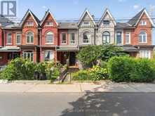 28 ROBINSON STREET | Toronto Ontario | Slide Image One