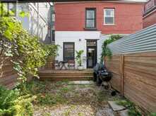 28 ROBINSON STREET | Toronto Ontario | Slide Image Thirty-six