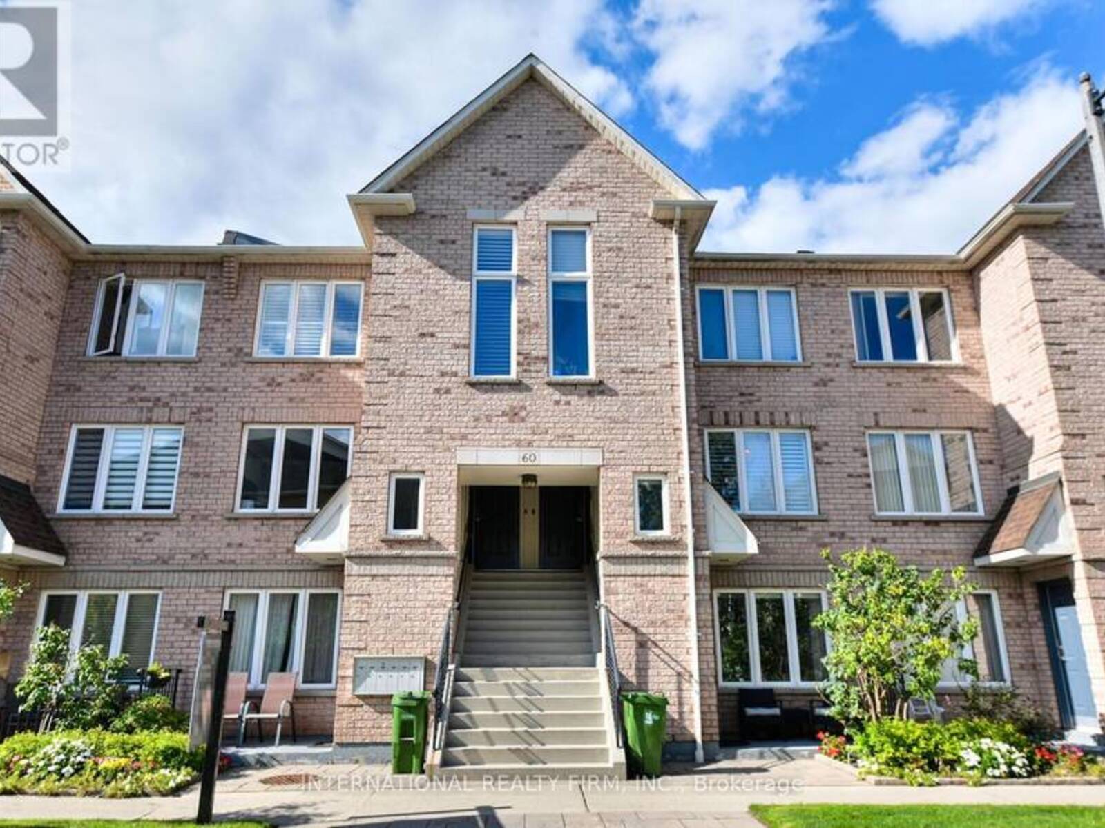 201 - 60 AERODROME CRESCENT, Toronto, Ontario M4G 4J1