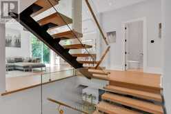 615 BRIAR HILL AVENUE | Toronto Ontario | Slide Image Thirty