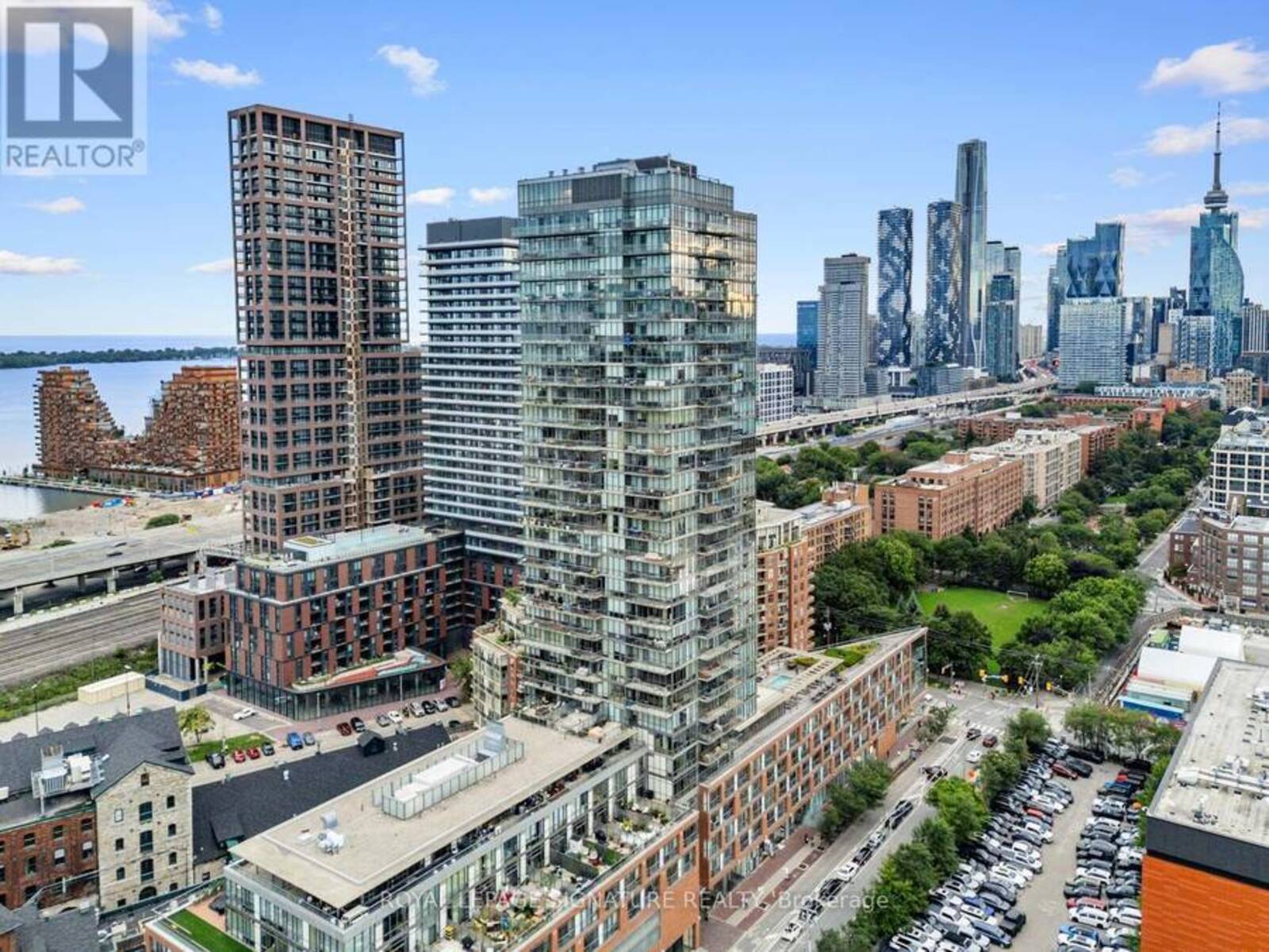 210 - 33 MILL STREET, Toronto, Ontario M5A 3R3