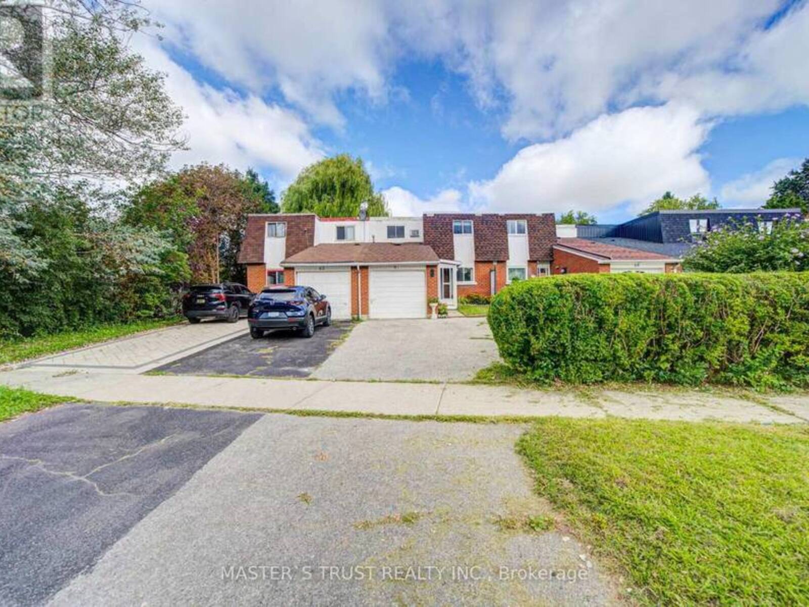 61 WIGGENS COURT, Toronto, Ontario M1B 1K3