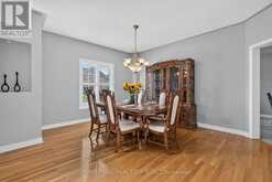 2 FOXFIELD CRESCENT | Vaughan Ontario | Slide Image Eight